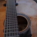 Jak grać na gitarze z długimi paznokciami – Poradnik krok po kroku